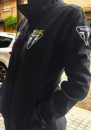 CHAQUETA SOFTSHELL TRIUMPH
