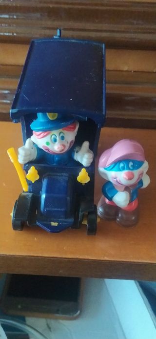 Furgontrippo Police - Flippo Trippo Clow