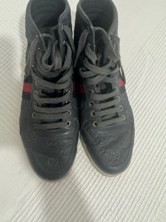 Zapatillas Gucci altas negras