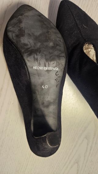 Zapatos negros tacón alto