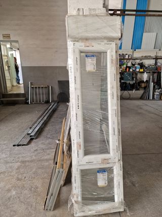 VENTANA PVC UNA HOJA ABATIBLE Y FIJO INFERIOR
