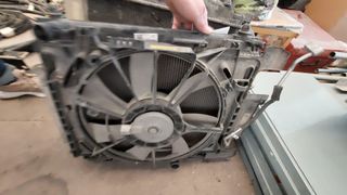 RADIADOR DE AGUA Y VENTILADOR TOYOTA YARIS