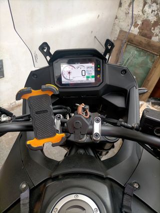 Honda Transalp XL750 - Moto