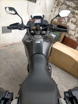 Honda Transalp XL750 - Moto