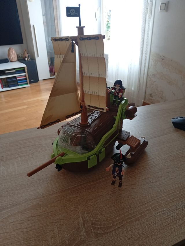 Barco pirata playmobil
