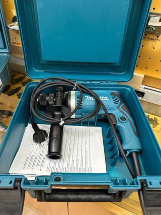 Taladro percutor Makita HP1631K