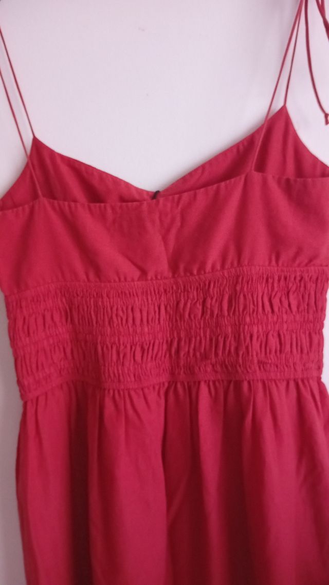 Vestido verano con bolsillos de Zara 