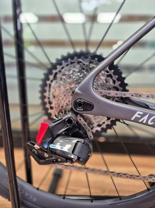 Bicicleta Factor Gravel LS.