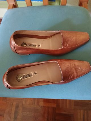 Zapatos mujer pitillos color cobrizo 38