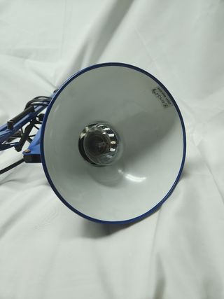 LÁMPARA PARA ESTUDIO FLEXO BRAZO.  AZUL