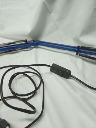 LÁMPARA PARA ESTUDIO FLEXO BRAZO.  AZUL