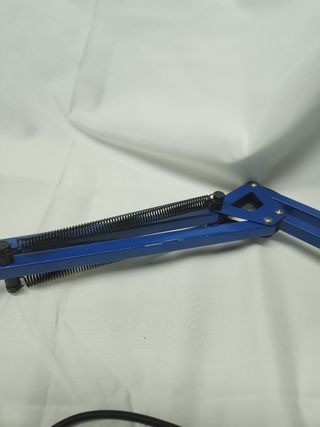 LÁMPARA PARA ESTUDIO FLEXO BRAZO.  AZUL