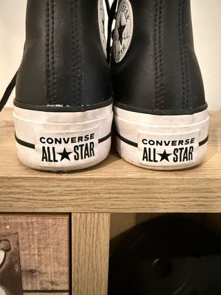 Converse plataformas negras
