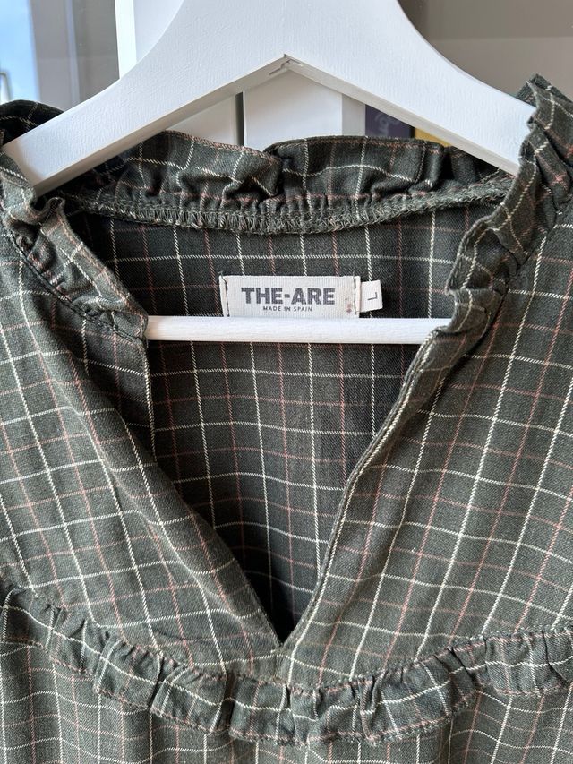 Conjunto THE ARE - Pantalón y blusa