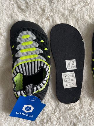 Zapatilla barefoot  26