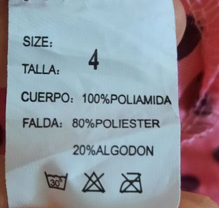 Bonito traje de sevillana niña 4 años.