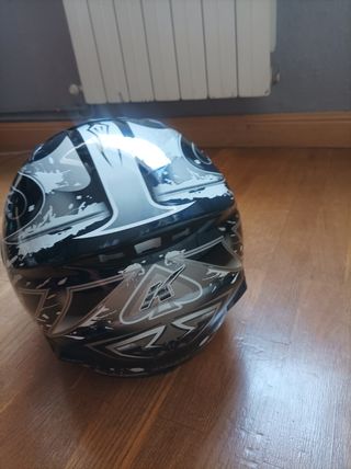 Casco Shiro Junior talla S