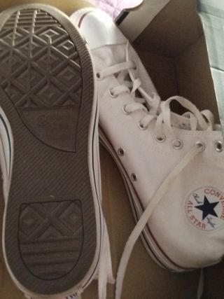 Zapatillas Converse talla 46,5.