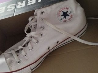 Zapatillas Converse talla 46,5.