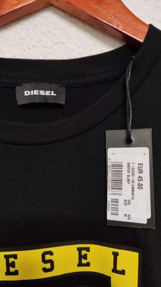 Camiseta Diesel.