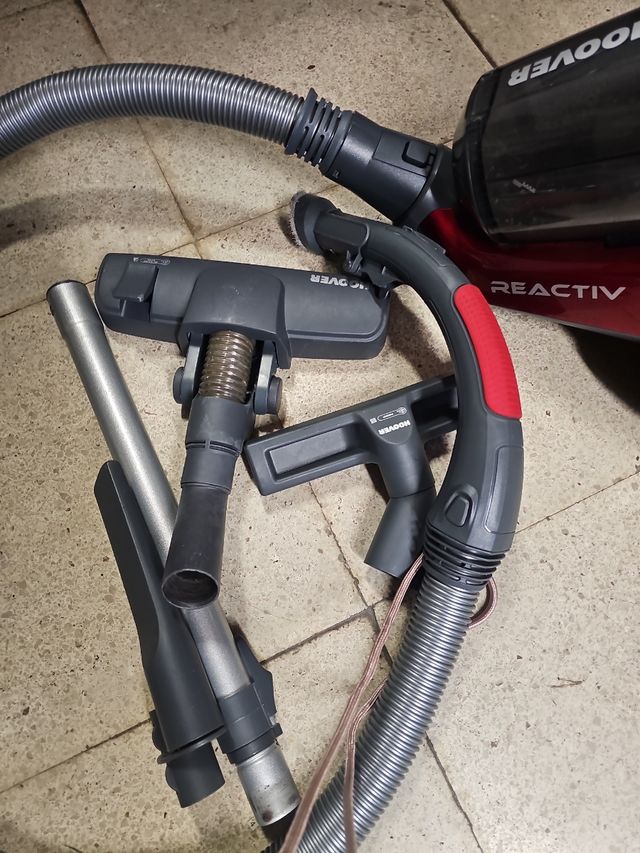 Aspirador Hoover Reactiv