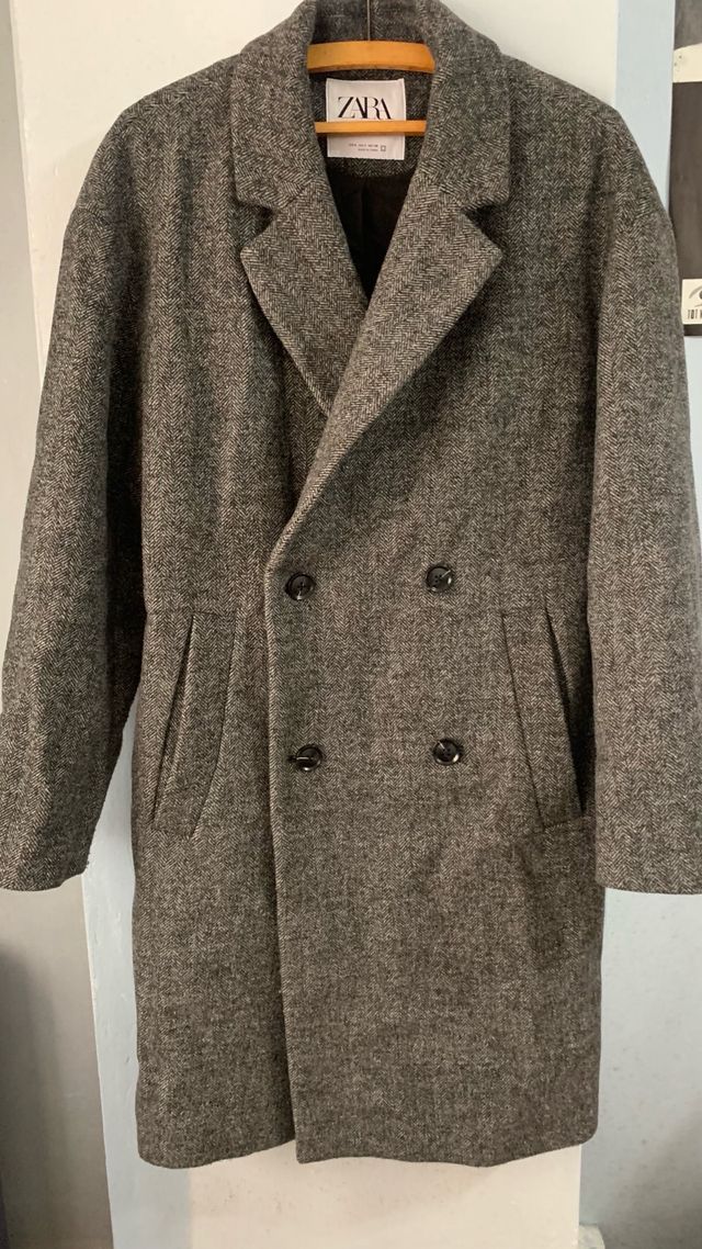 Gabardina gris de Zara