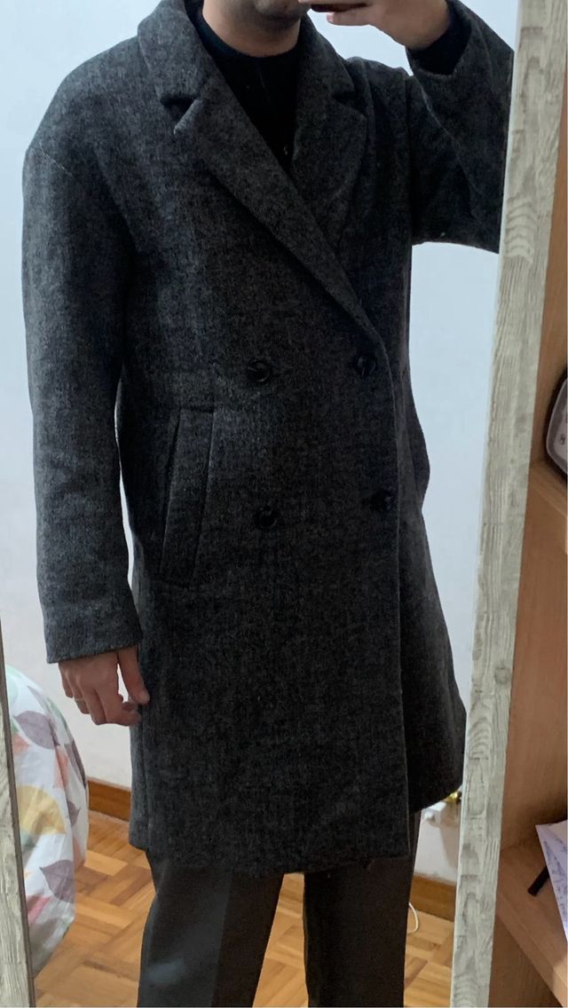 Gabardina gris de Zara