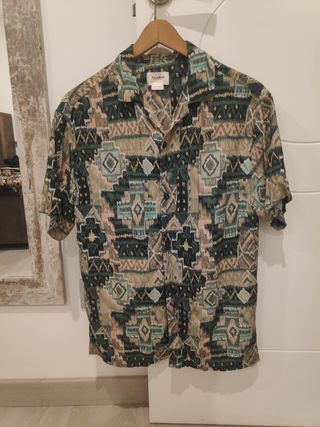 Camisa Pull&Bear estampada verde-beige