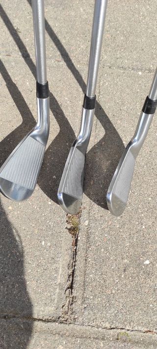 Hierros SRIXON Z965 Impecables
REBAJADA DE PRECIO