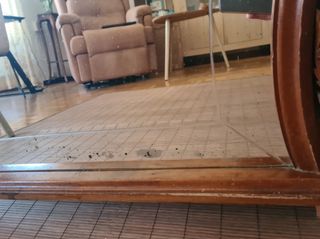 Espejo antiguo de madera para restaurar.