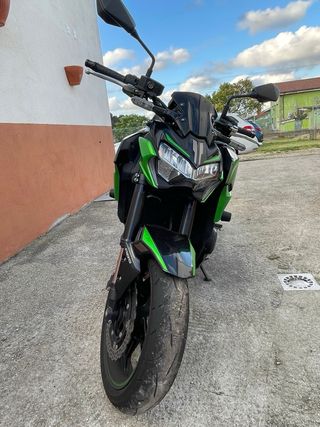 Kawasaki Z900 2022 A2