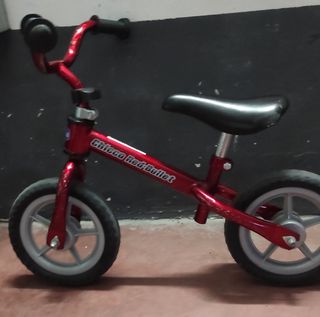 Lote Patinete y bici sin pedales Chicco