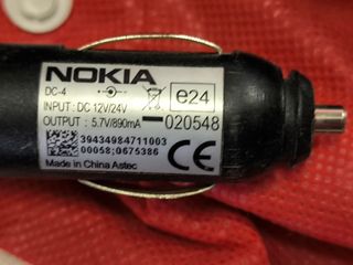 Caricatore Nokia per auto