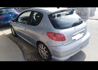 Peugeot 206 2006 diesel.