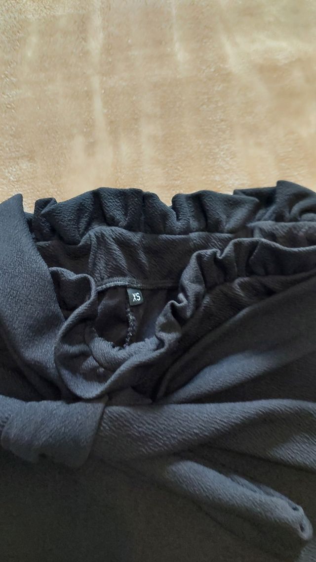 2 Pantalones tiro alto xs