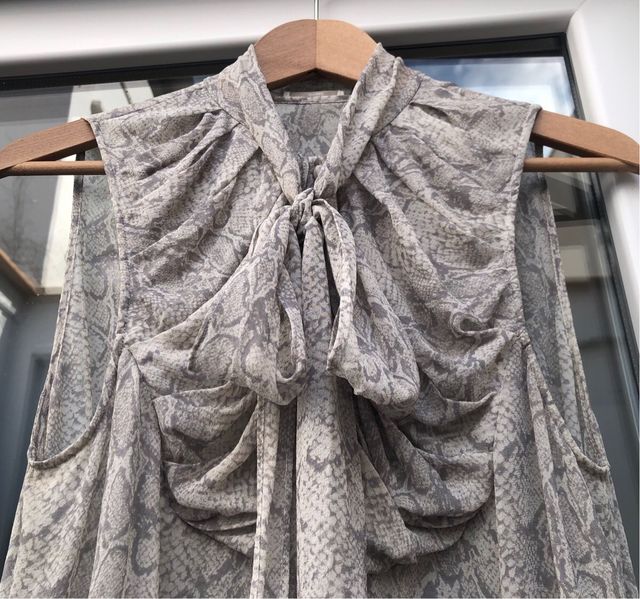 Massimo Dutti blusa fluida semitransparente