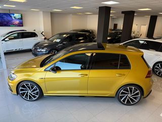 Volkswagen Golf R 4Motion