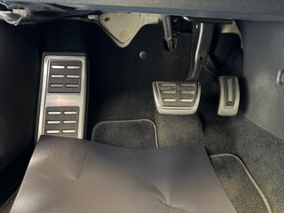 Volkswagen Golf R 4Motion