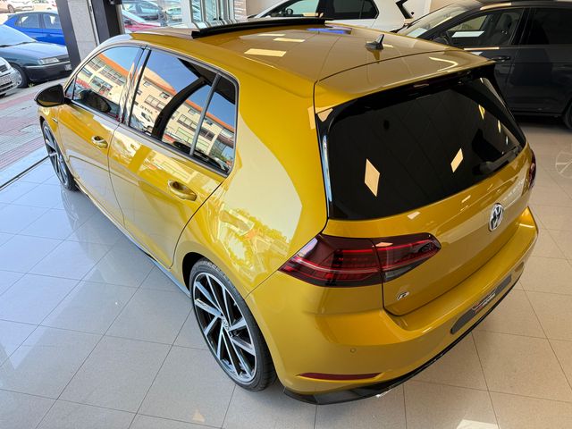 Volkswagen Golf R 4Motion