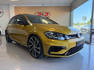 Volkswagen Golf R 4Motion