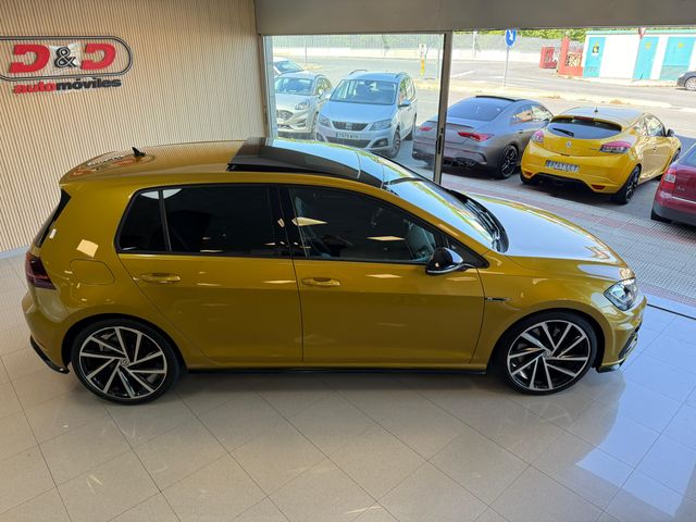Volkswagen Golf R 4Motion