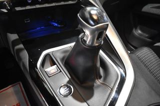 PEUGEOT 3008 1.2 130 CV ACTIVE BUSINESS