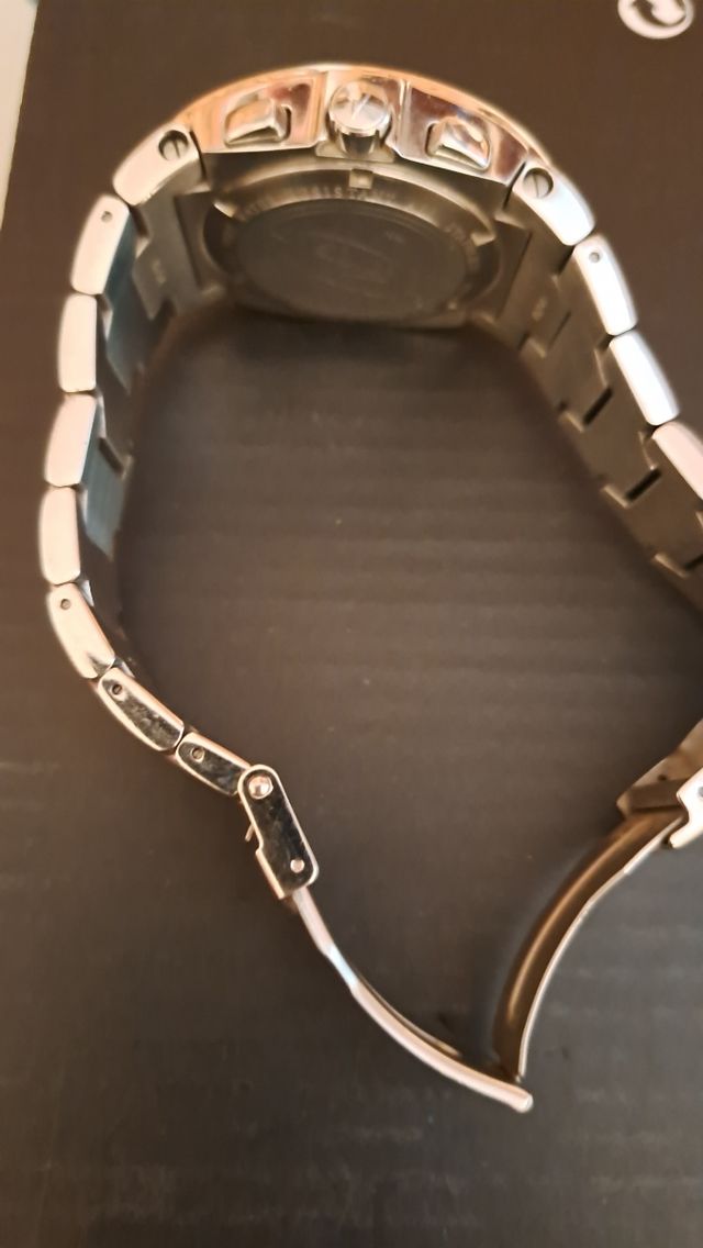 Reloj Lotus en perfecto funcionamiento