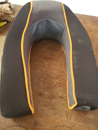 masajeadora cuello Medisana NM 10L