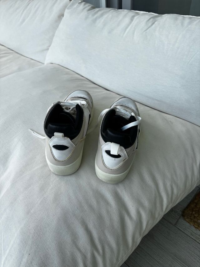 ZAPATILLAS BOTAS N.39