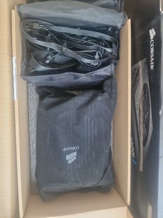 Fuente de alimentación CORSAIR HX 1000I