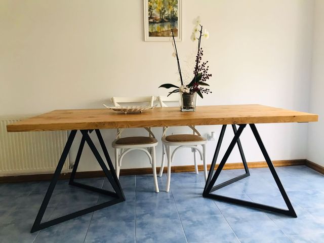 Tavolo da pranzo industriale in legno-metallo