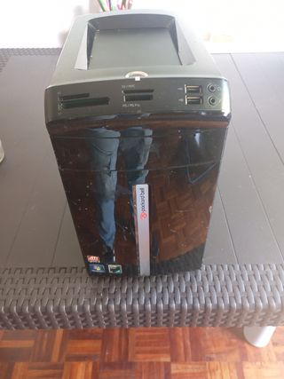 PC Packard Bell negro