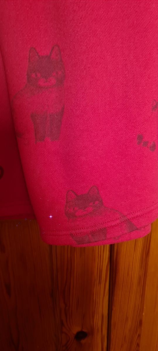 Vestido rojo gatos de Pepa Loves