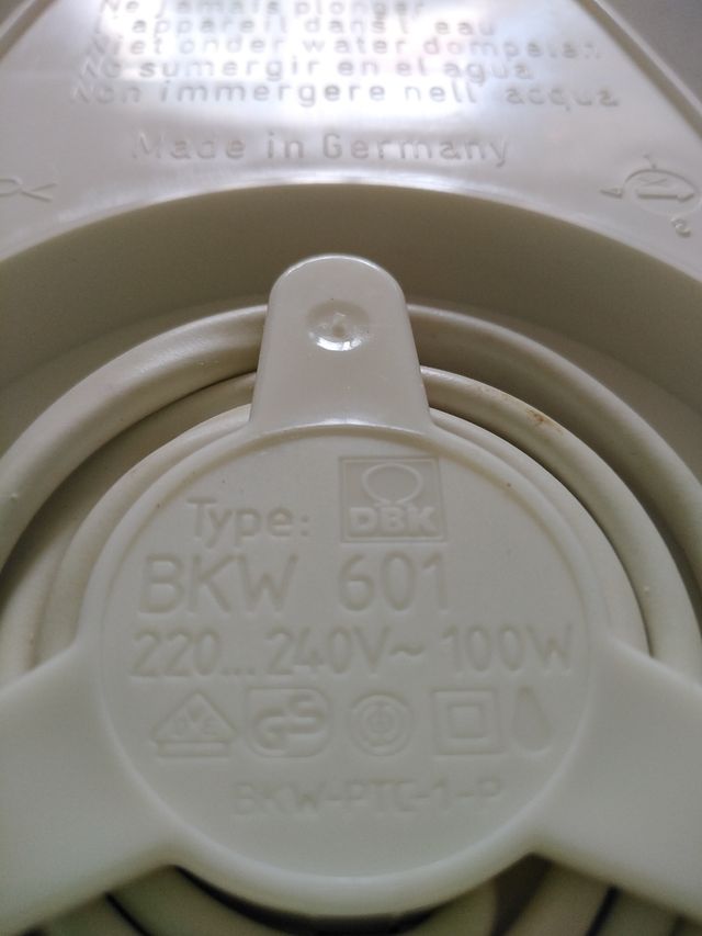 Calienta biberón DBK